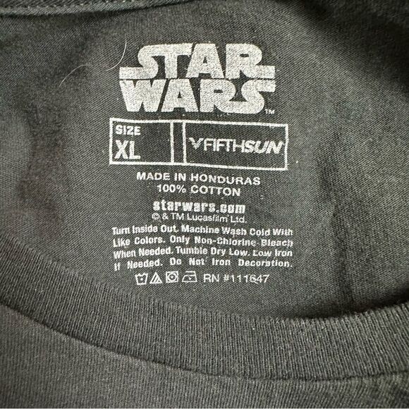 Star Wars XL The Mandalorian Black Tee Shirt The Child Circle Halo Baby Yoda - Picture 4 of 4